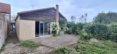 Maison - 90 m² - 5 pièces