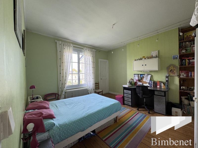 Maison - 172 m² - 8 pièces