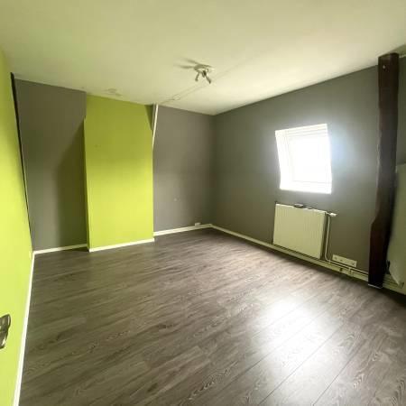 Maison - 218 m² - 10 pièces