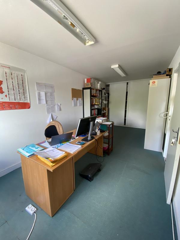 Bureau - 92 m²