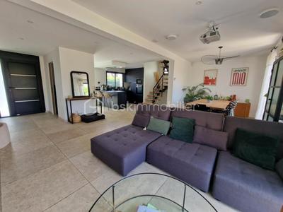 Maison - 116 m² - 5 pièces