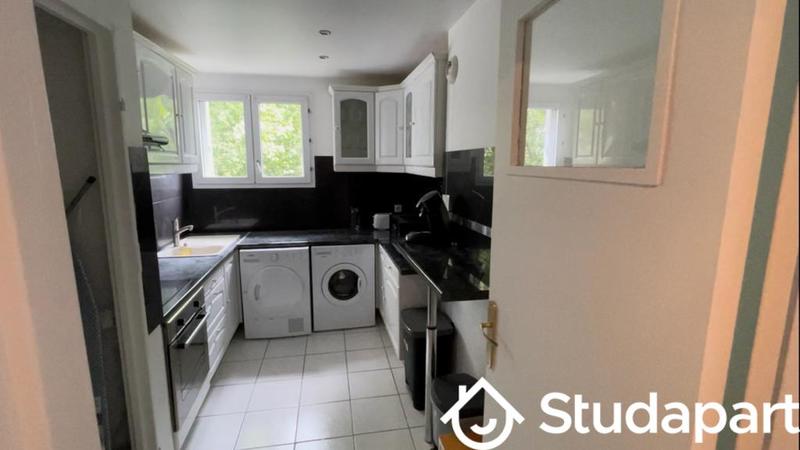 Chambre - 12 m² - 1 pièce