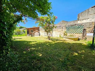 Maison - 198 m² - 6 pièces