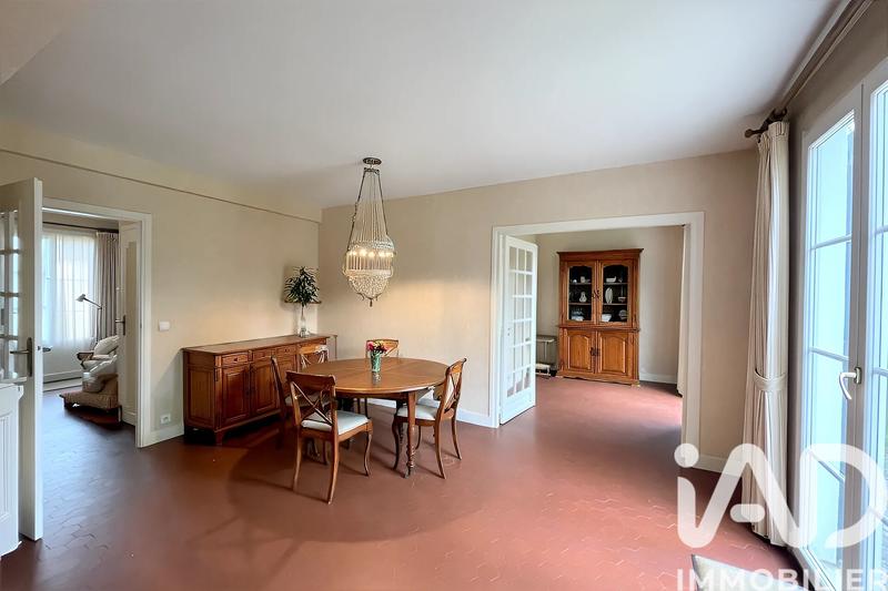 Maison - 171 m² - 8 pièces