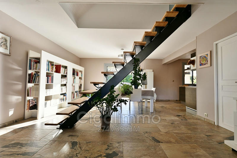 Villa - 130 m² - 5 pièces