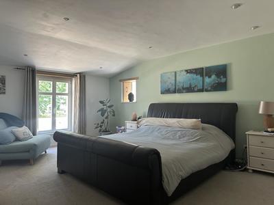 Maison - 197 m² - 8 pièces