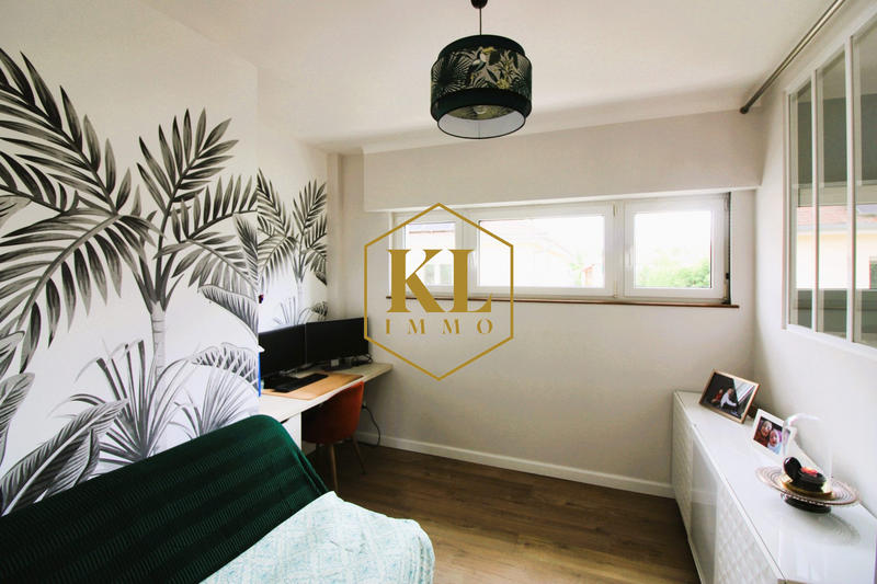 Maison - 102 m² - 6 pièces