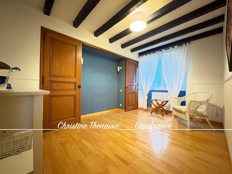 Maison - 164 m² - 8 pièces