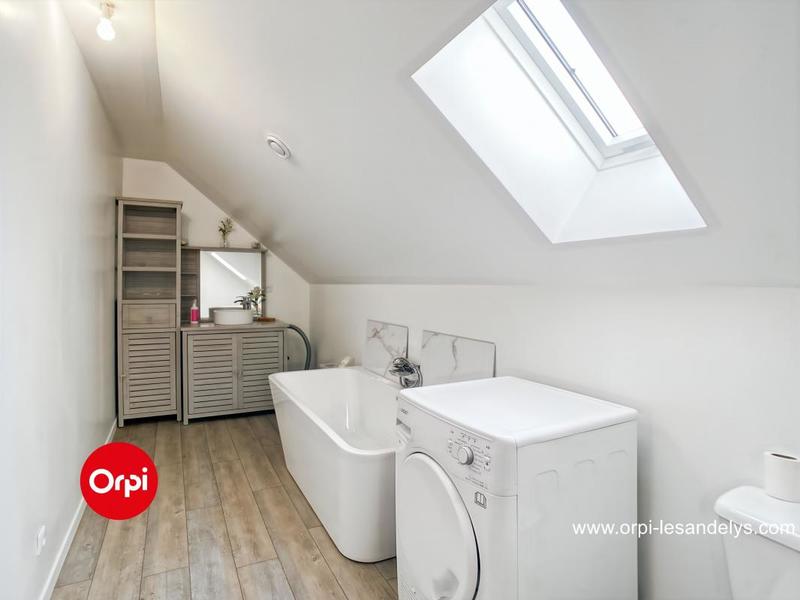 Maison - 88 m² - 6 pièces