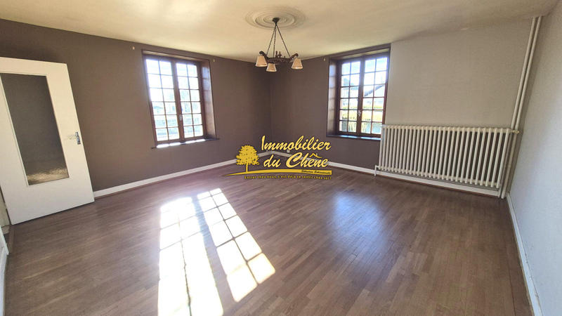 Maison - 99 m² - 5 pièces