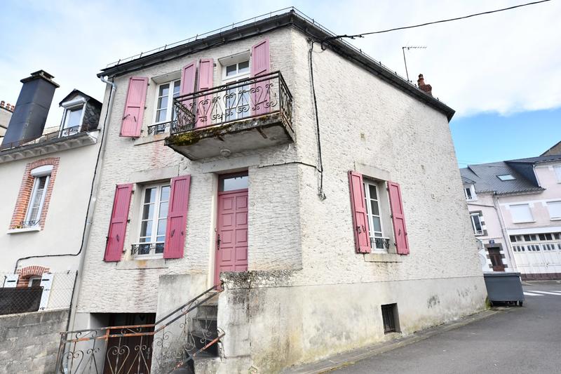 Maison - 150 m² - 8 pièces