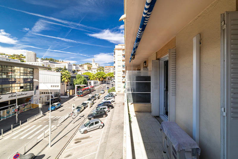 Appartement - 63 m² - 4 pièces