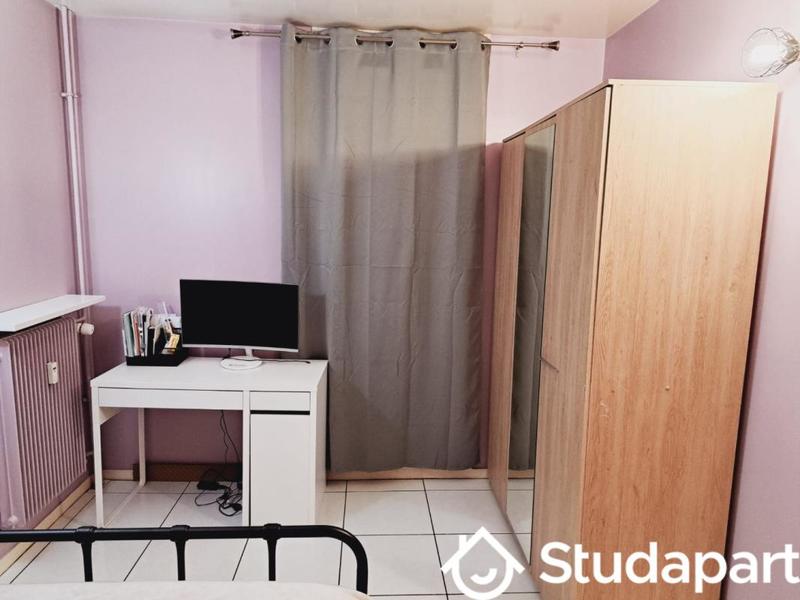 Chambre - 12 m² - 1 pièce