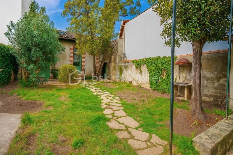 Maison - 182 m² - 6 pièces