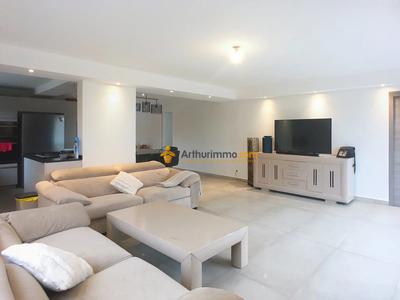 Maison - 150 m² - 5 pièces