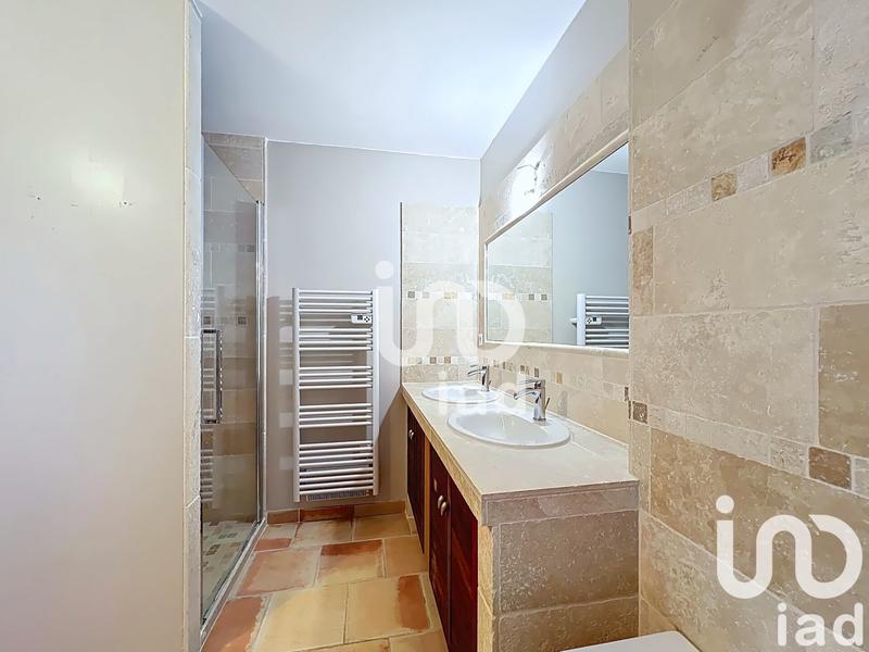 Maison - 210 m² - 7 pièces