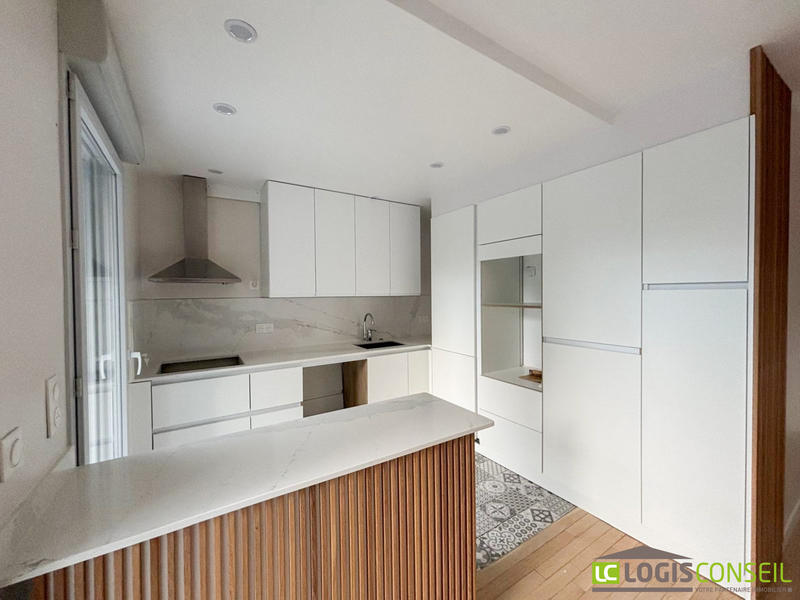 Appartement - 97 m² - 5 pièces