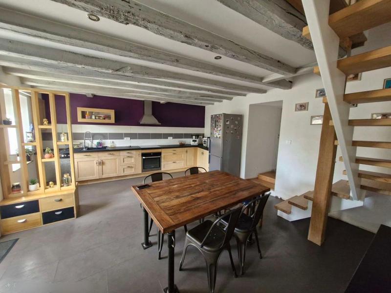 Maison en pierre - 130 m² - 5 pièces