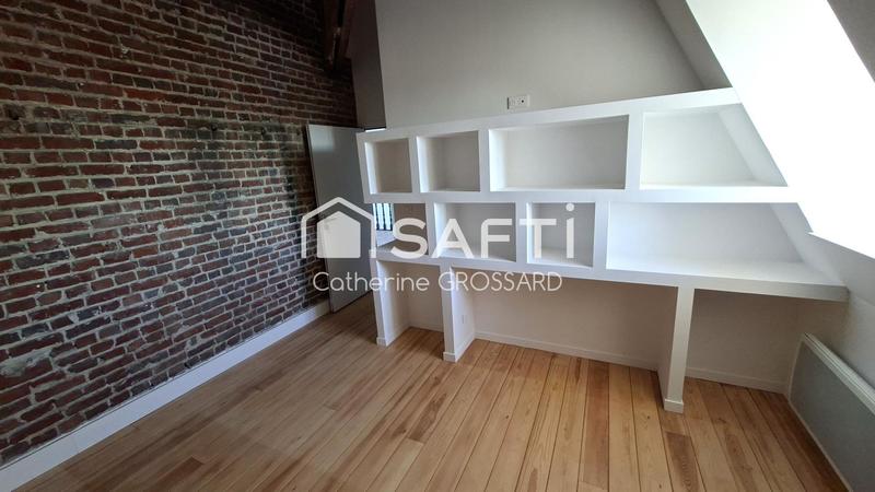 Maison - 300 m² - 10 pièces