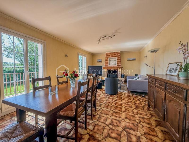 Maison - 146 m² - 6 pièces