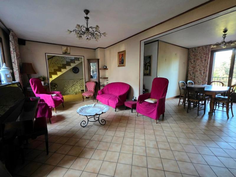 Maison - 155 m² - 7 pièces