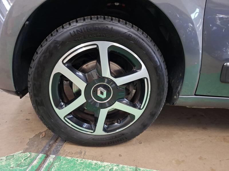 Renault Twingo III 0.9 TCe 90 E6c Intens Edc