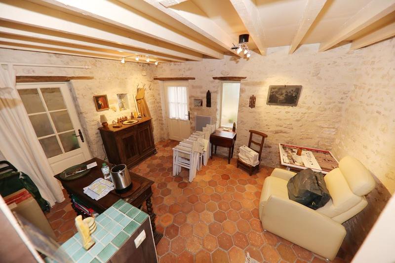 Maison - 250 m² - 9 pièces