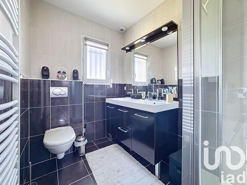 Maison - 111 m² - 5 pièces