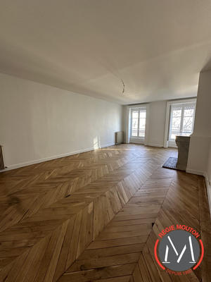 Appartement - 151 m² - 5 pièces