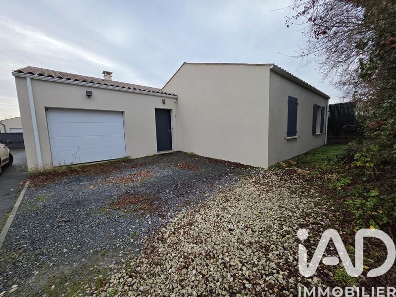 Maison - 94 m² - 4 pièces