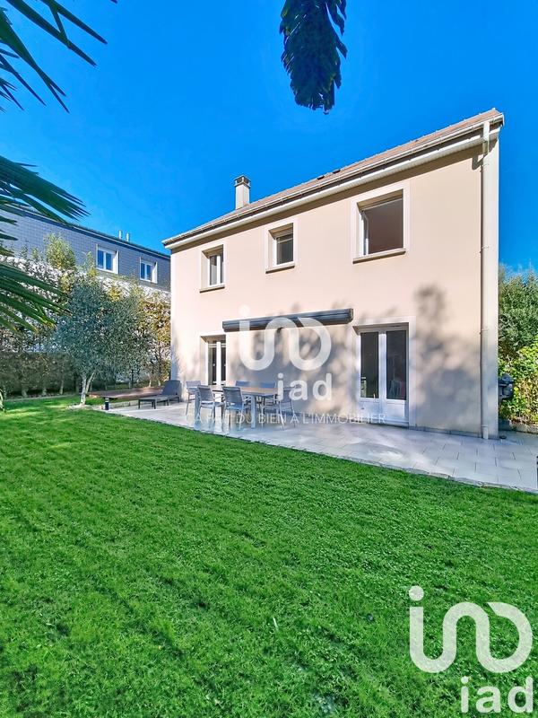 Maison - 112 m² - 6 pièces