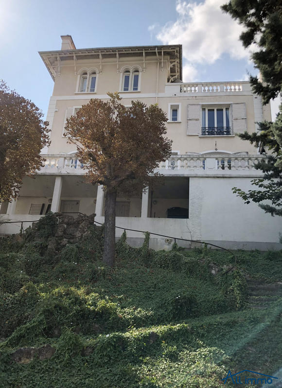 Maison ancienne - 150 m² - 7 pièces