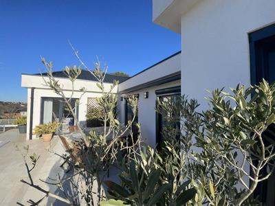 Maison - 137 m² - 4 pièces