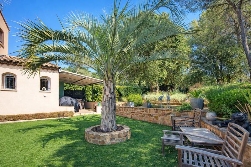 Villa - 143 m² - 5 pièces