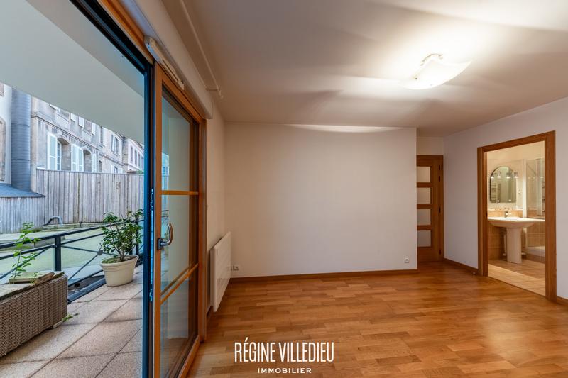 Appartement - 174 m² - 6 pièces