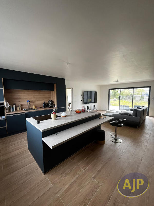 Maison - 109 m² - 4 pièces