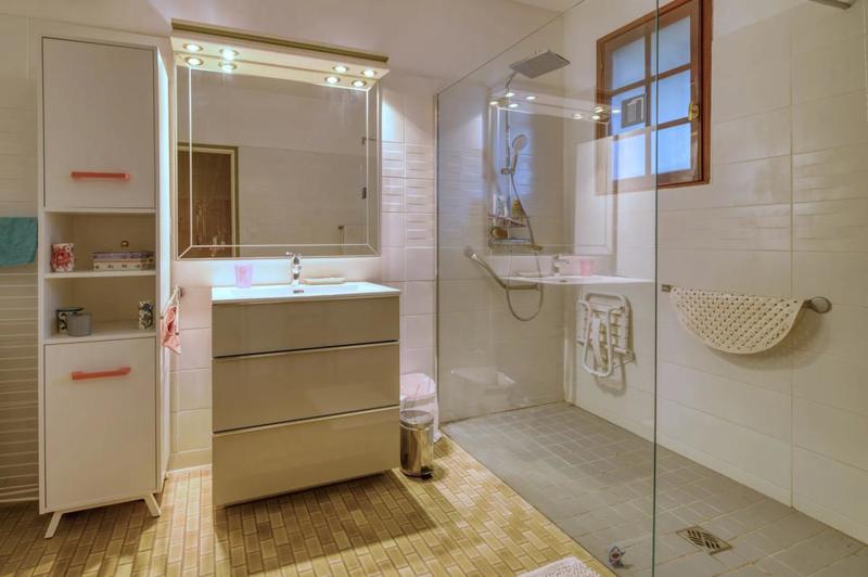 Villa - 206 m² - 7 pièces