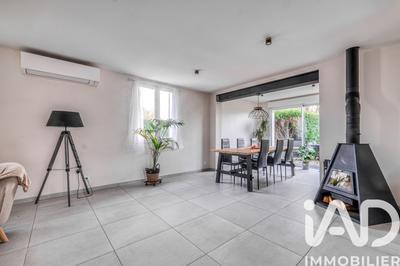 Maison - 138 m² - 5 pièces