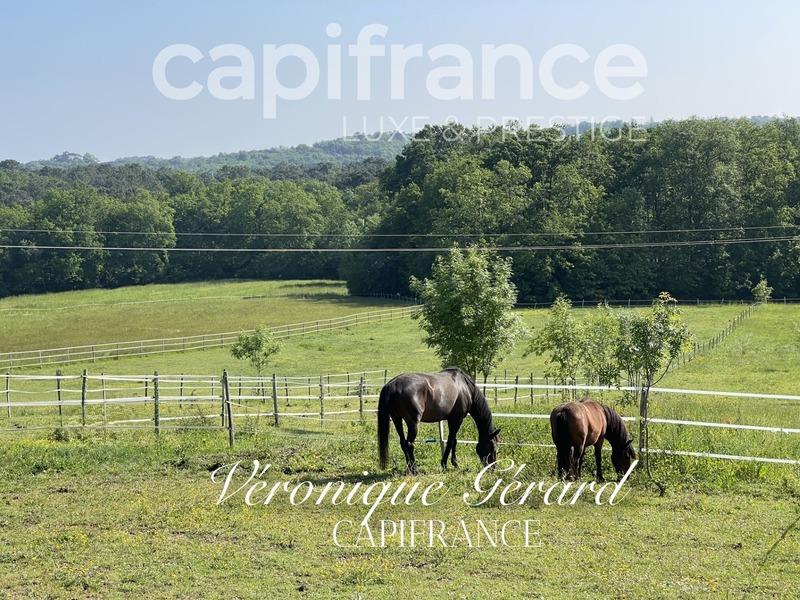 Haras - 255 m² - 7 pièces