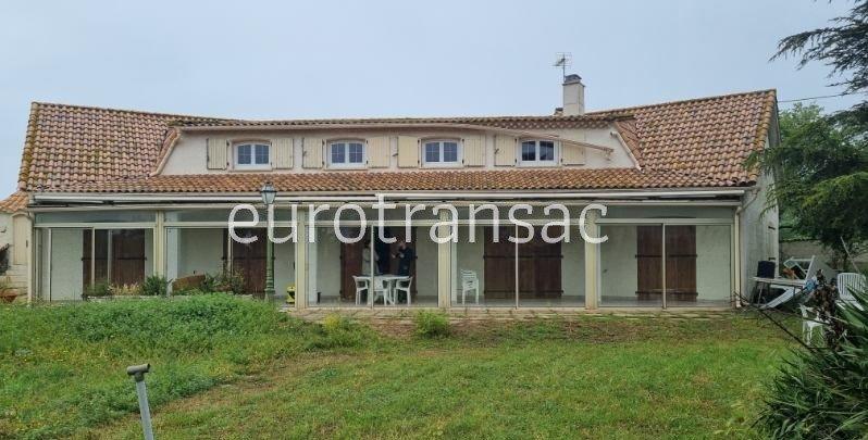 Maison - 259 m² - 9 pièces