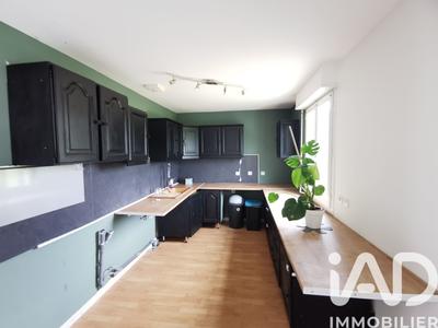 Maison - 99 m² - 4 pièces