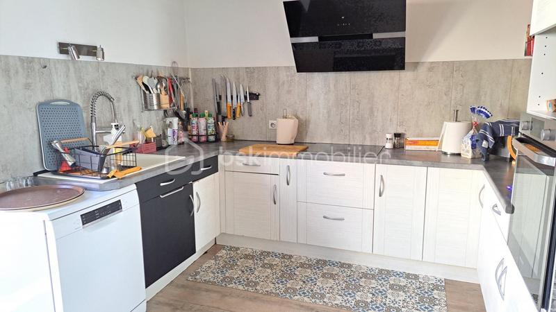 Maison en pierre - 340 m² - 8 pièces