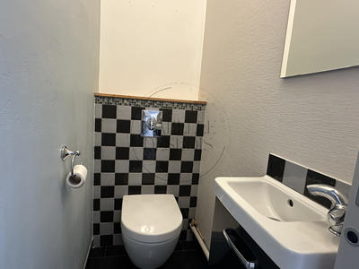 Appartement - 84 m² - 4 pièces