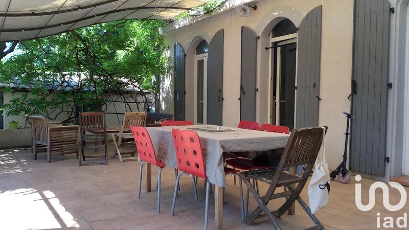 Maison - 180 m² - 9 pièces