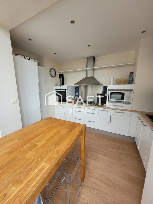 Appartement - 153 m² - 6 pièces