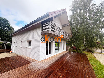 Châlet - 187 m² - 8 pièces