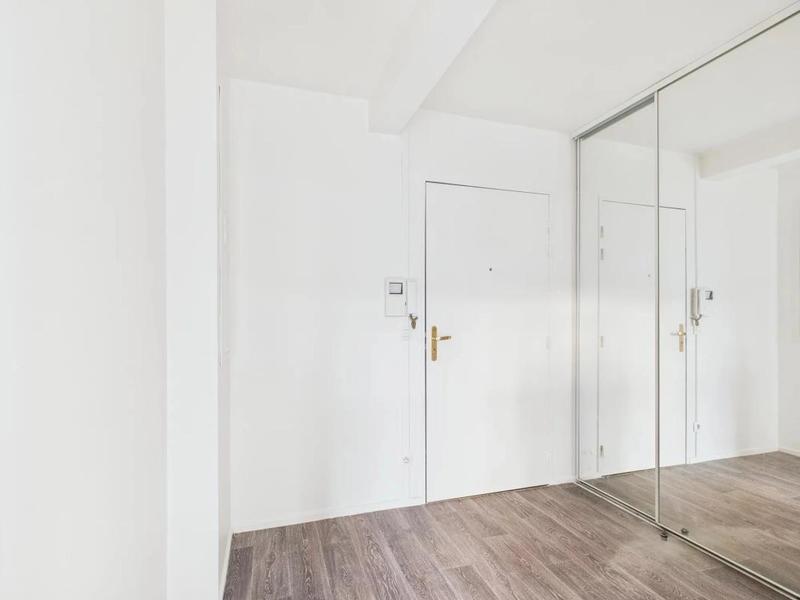 Appartement ancien - 71 m² - 3 pièces