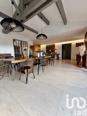 Maison - 162 m² - 4 pièces