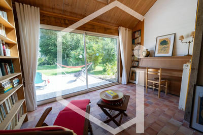 Propriété - 458 m² - 13 pièces