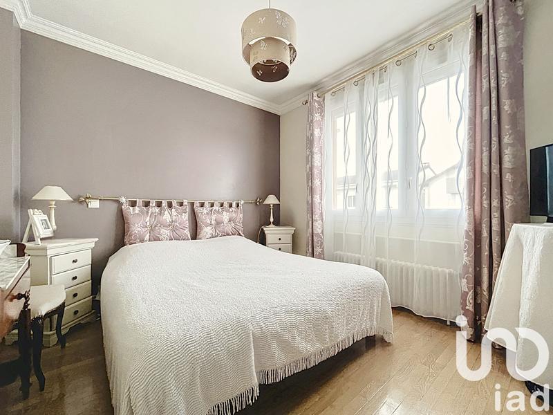 Maison - 164 m² - 9 pièces